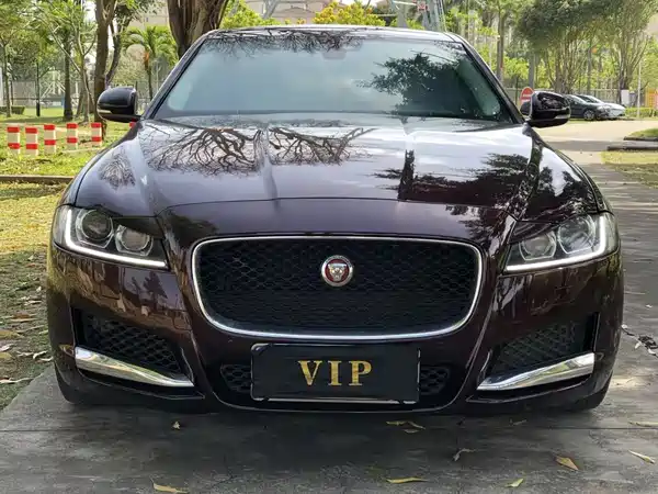 Jaguar XFL 2018