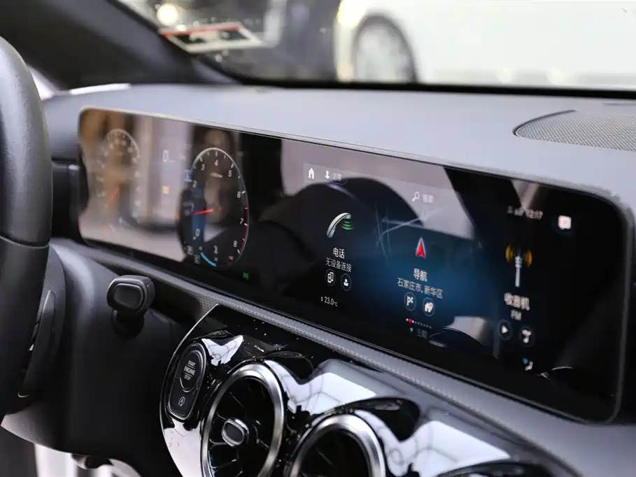 Mercedes-Benz A-Class 2021 — фото 13