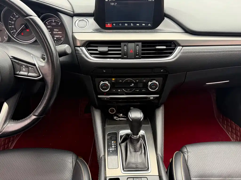 Mazda Atenza 2018 — фото 11