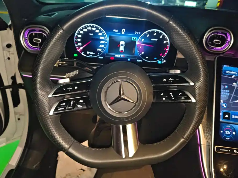 Mercedes-Benz C-Class 2024 — фото 15