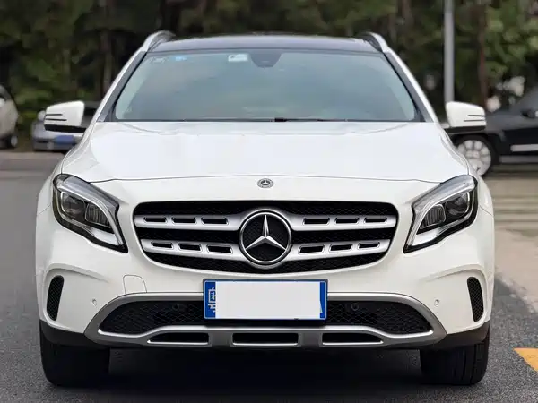 Mercedes-Benz GLA 2019