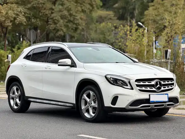 Mercedes-Benz GLA 2019