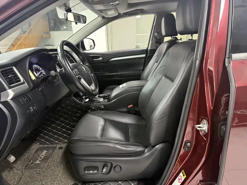 Toyota Highlander 2016 — фото 10