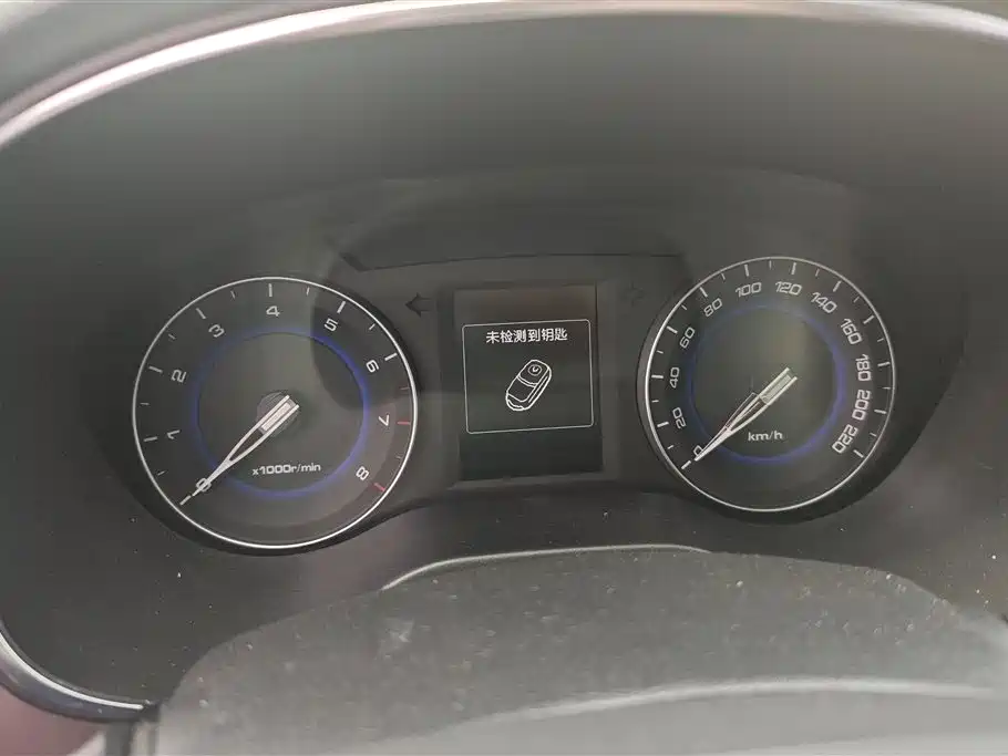 Changan Eado DT 2018 — фото 14