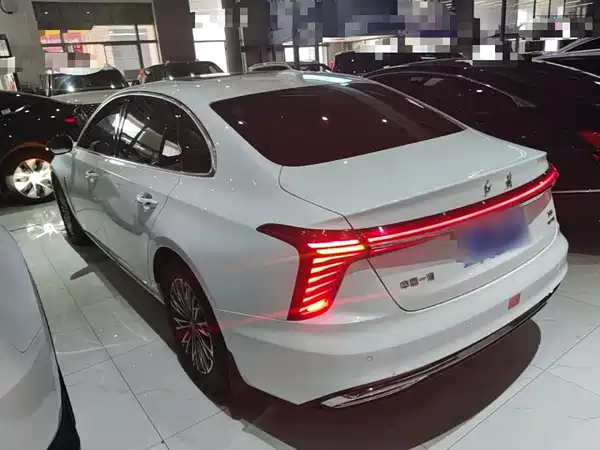 Hongqi H5 2023