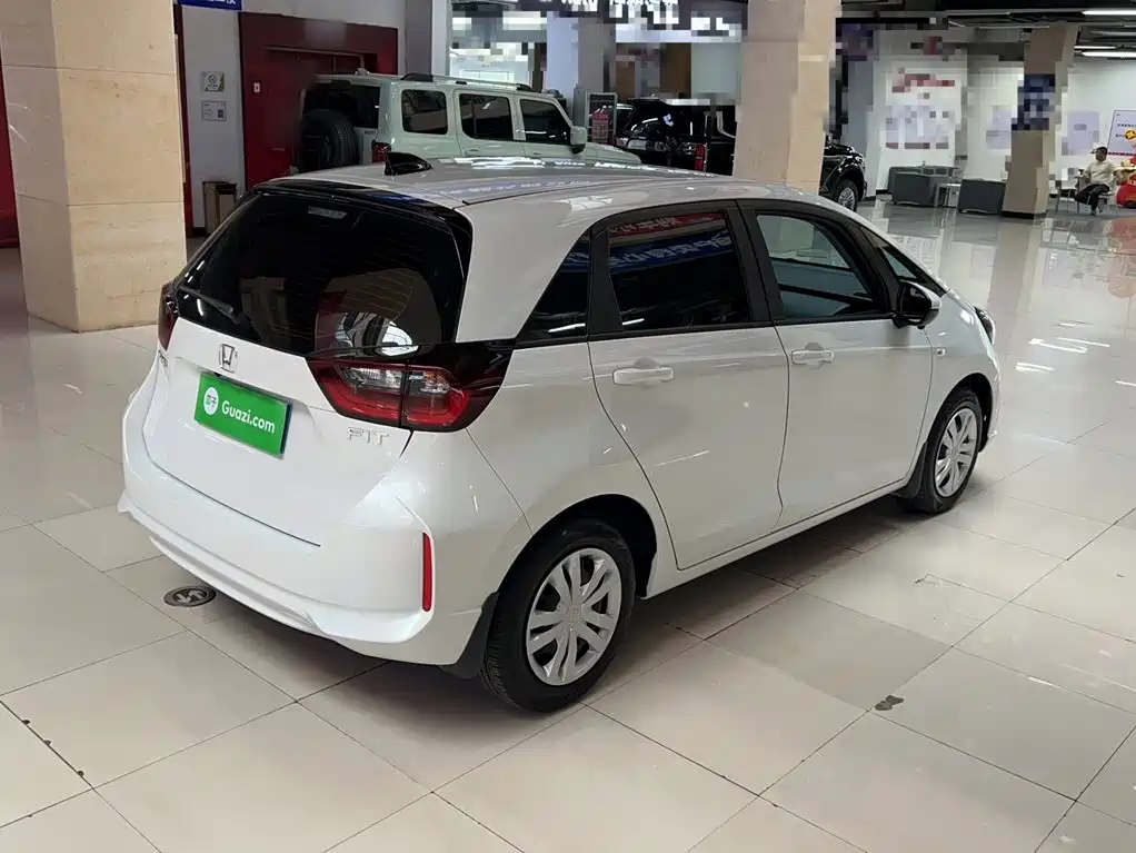 Honda Fit 2024 — фото 10