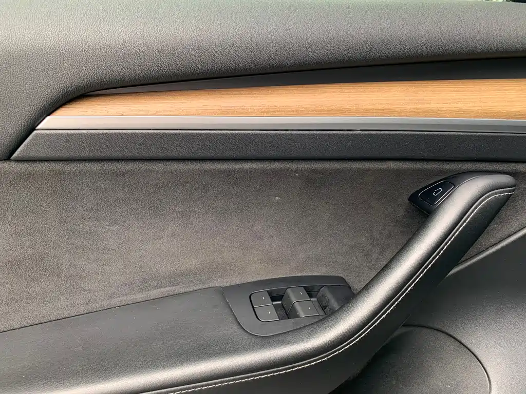Tesla Model 3 2022 — фото 11
