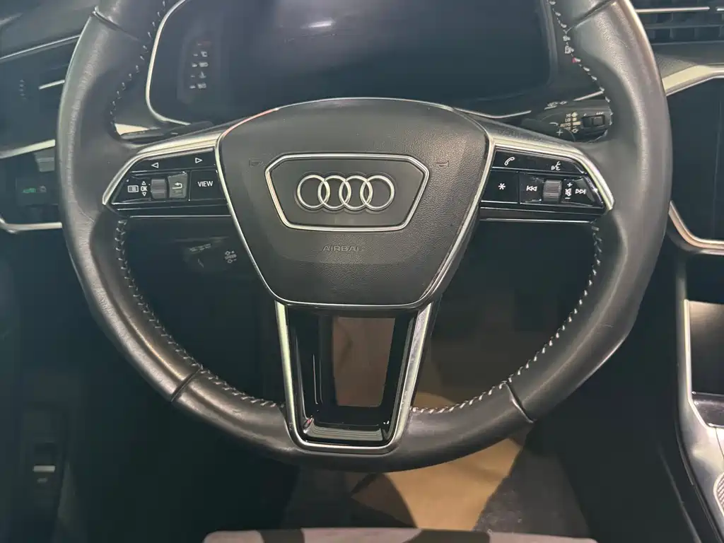 Audi A6L 2020