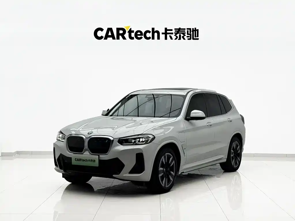 BMW iX3 2023 — фото 1