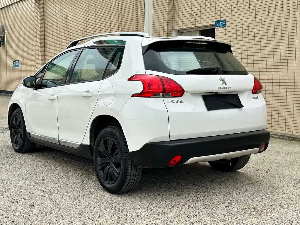 Peugeot 2008 2015