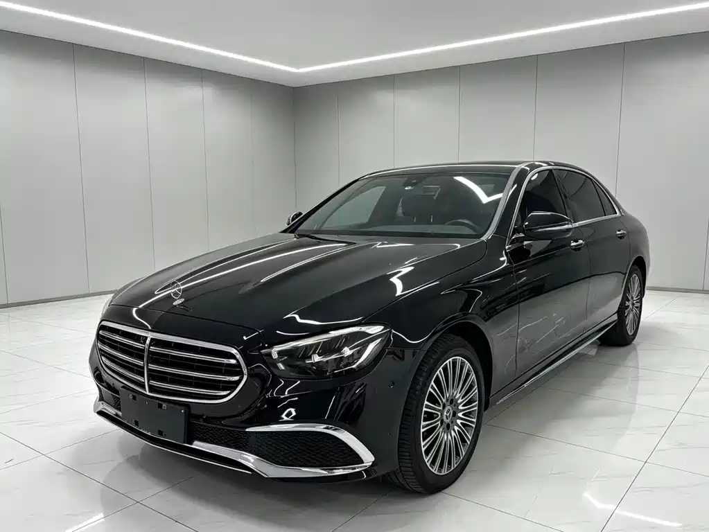 Mercedes-Benz E-Class 2021 — фото 1