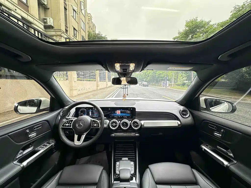 Mercedes-Benz GLB 2021 — фото 16