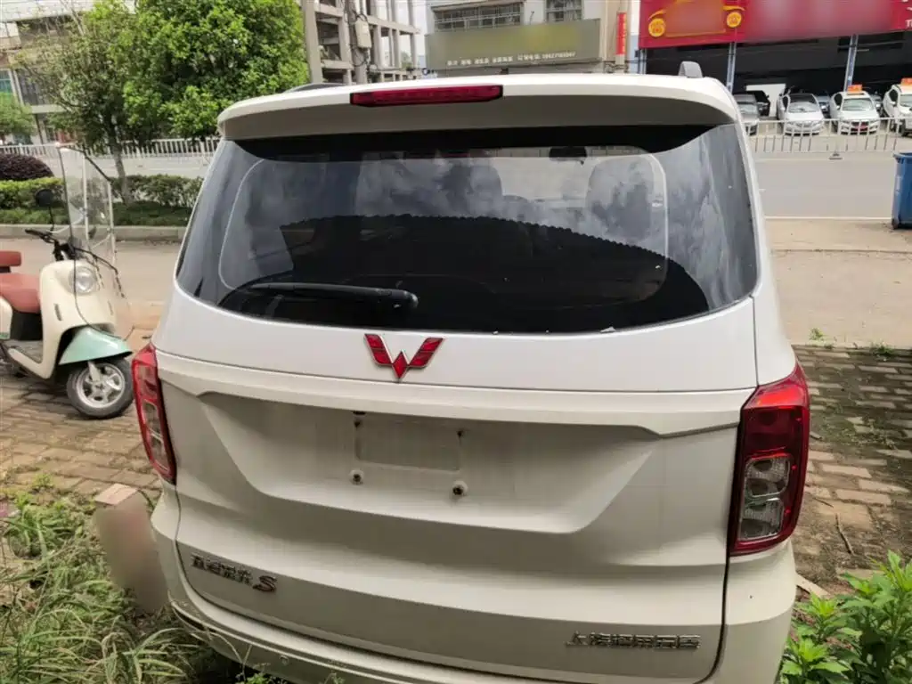 Wuling Hongguang 2019 — фото 6