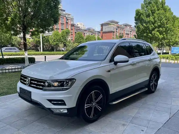 Volkswagen Tiguan L 2019