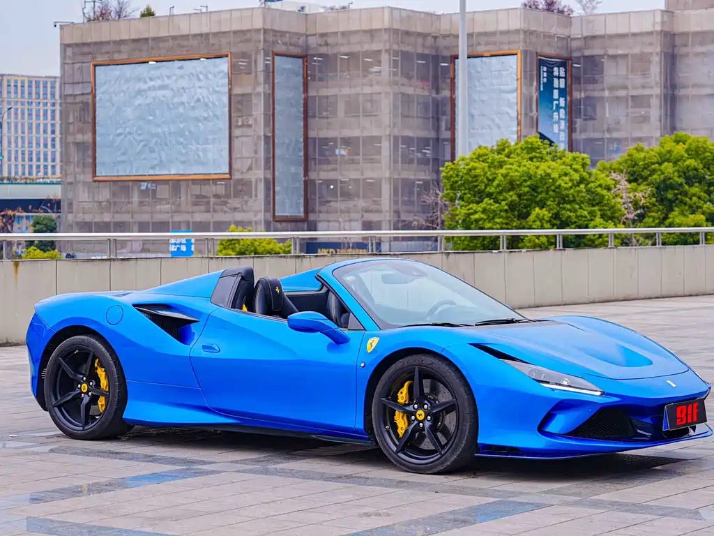 Ferrari F8 2021 — фото 2