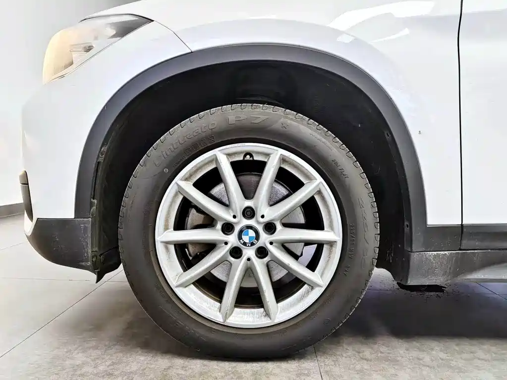 BMW X1 2017 — фото 15