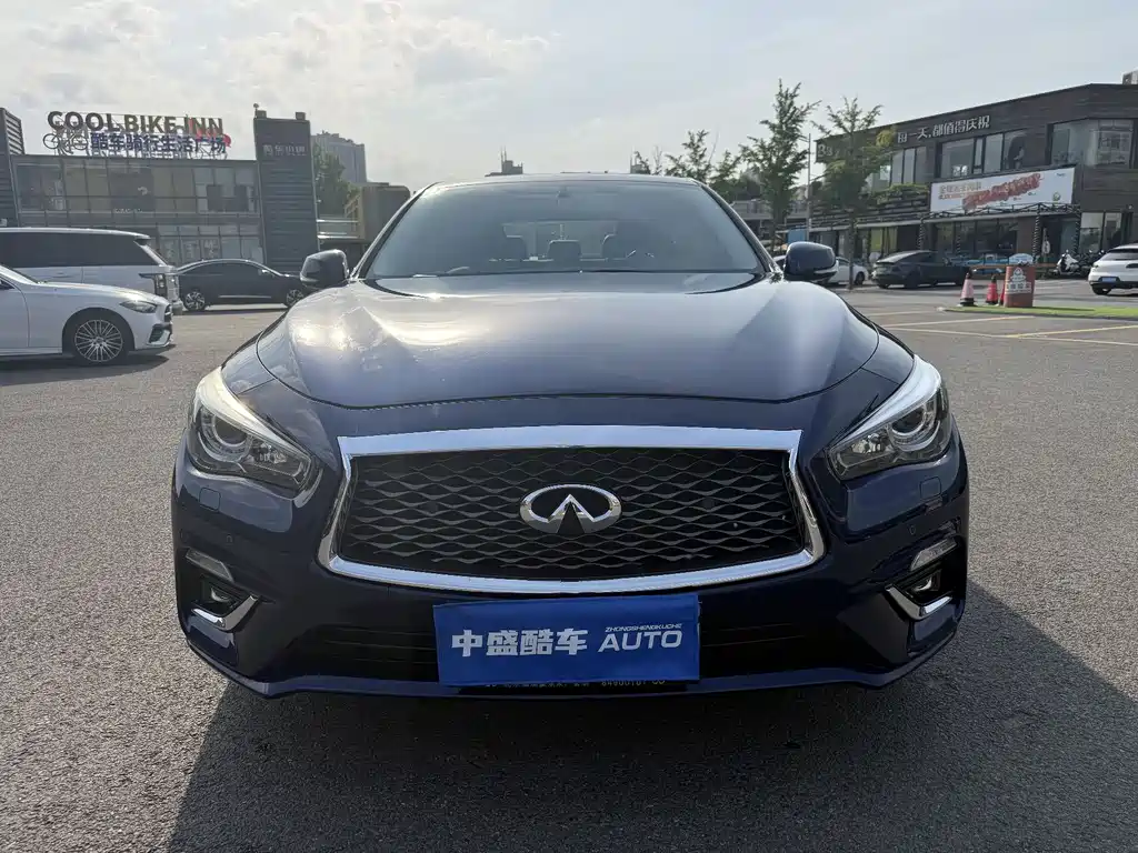 Infiniti Q50L 2018 — фото 2