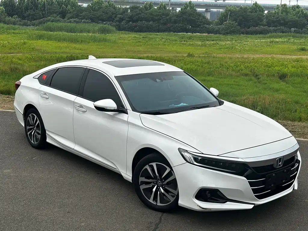 Honda Accord 2022 — фото 12