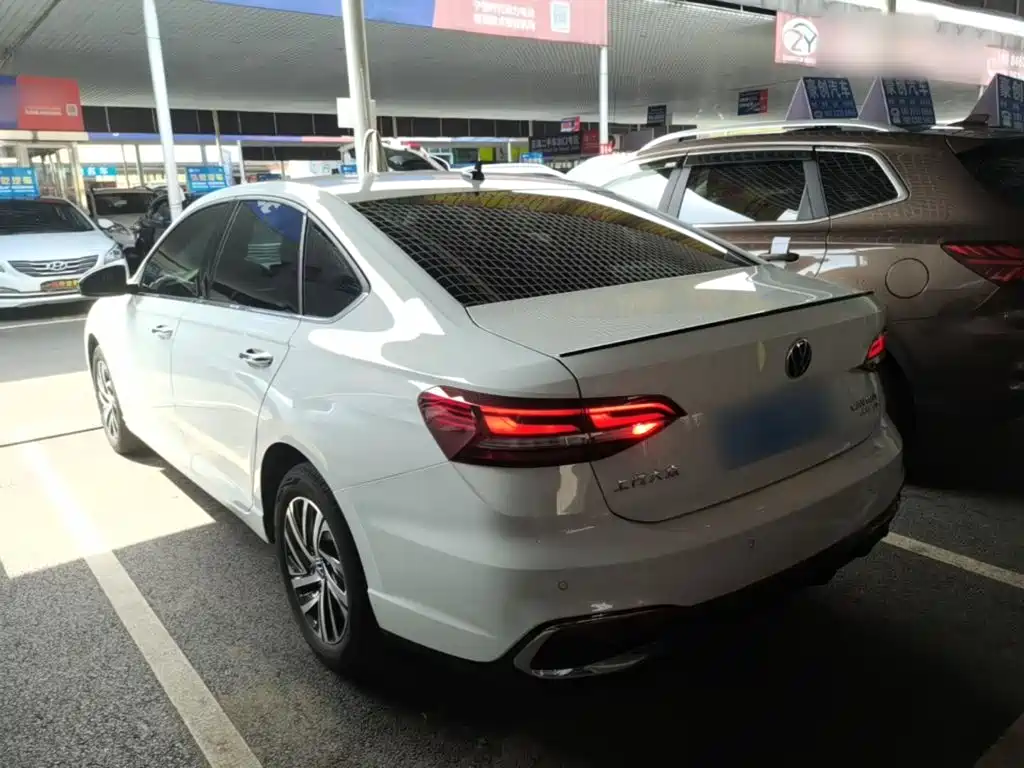 Volkswagen Lavida 2024