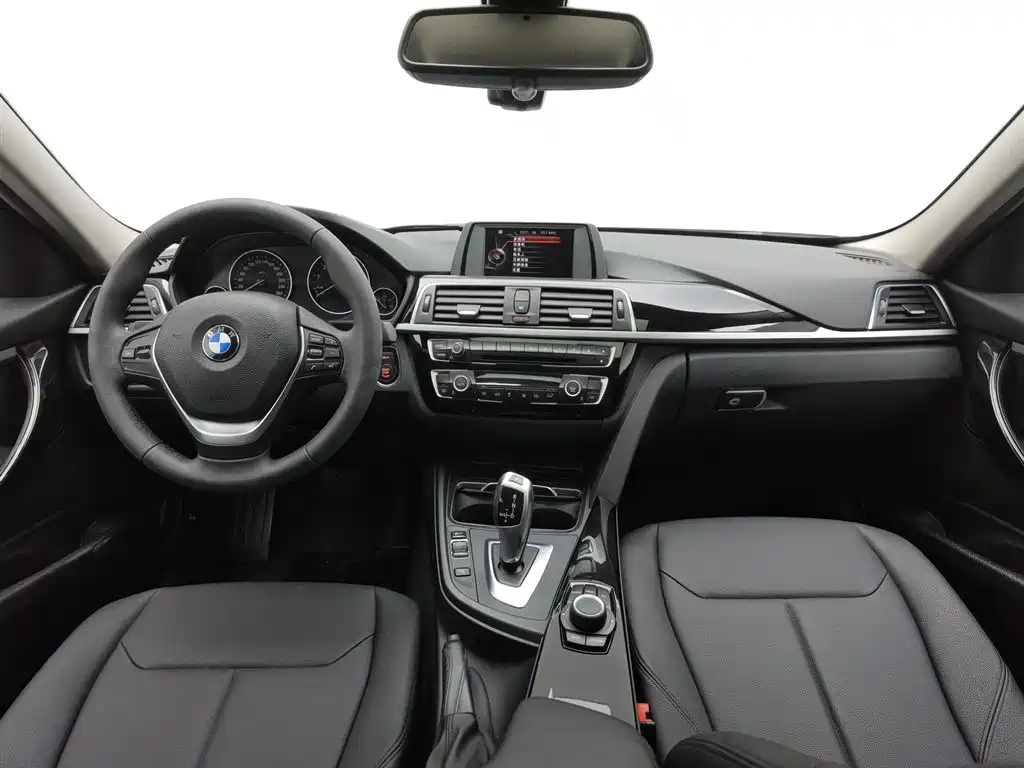 BMW 3 Series 2017 — фото 5