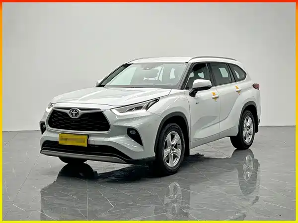 Toyota Highlander 2025