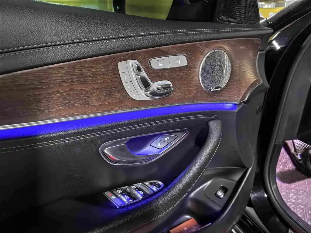 Mercedes-Benz E-Class 2019