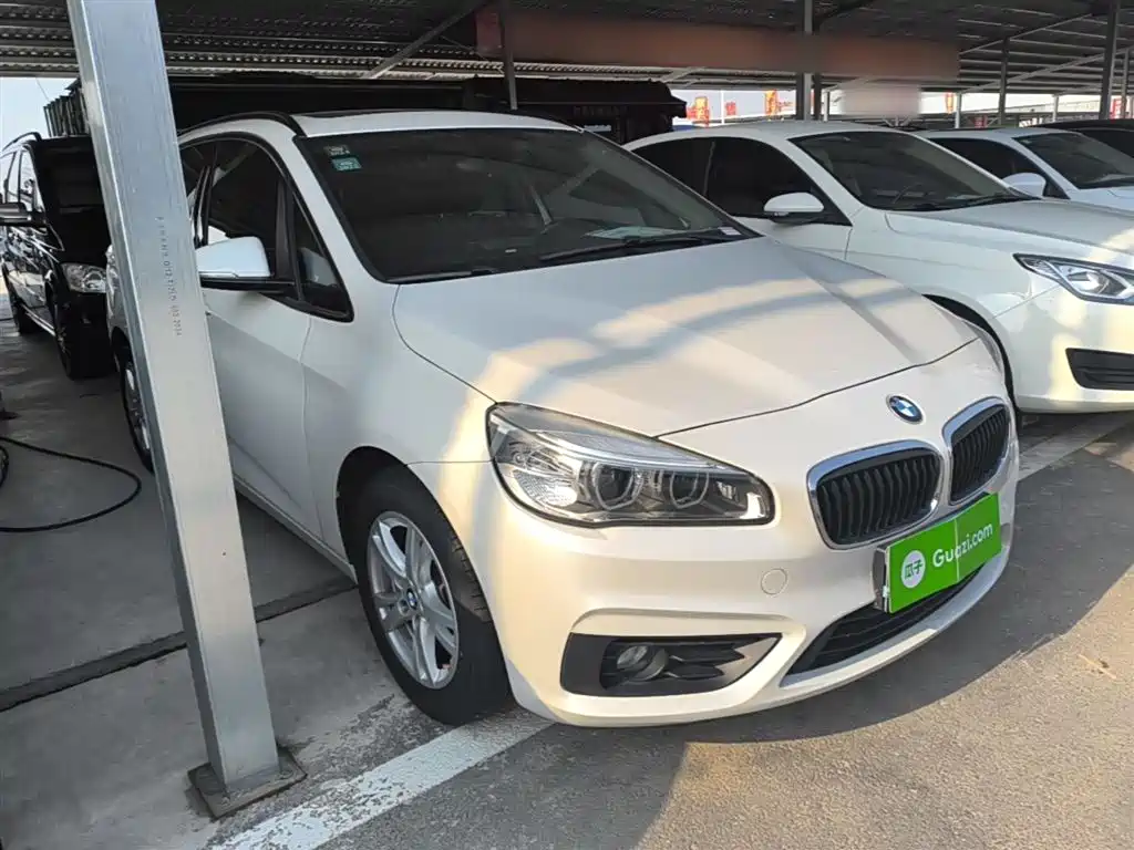 BMW 2 Series Active Tourer 2016 — фото 4