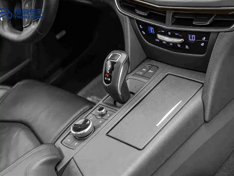 Cadillac CT6 2019 — фото 19