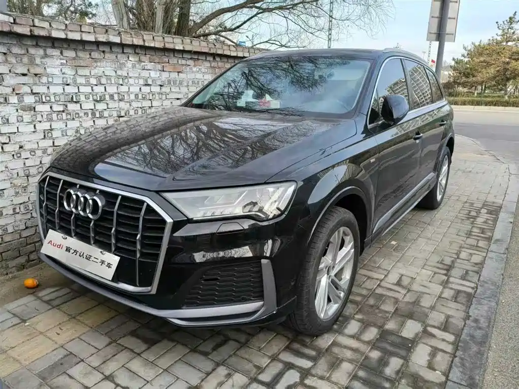 Audi Q7 2023 — фото 3