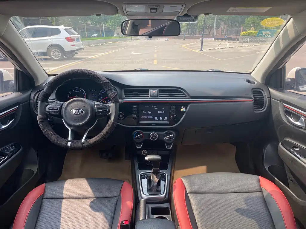 Kia KX Cross 2018 — фото 7