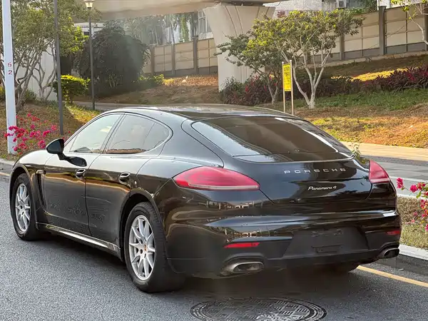Porsche Panamera 2014