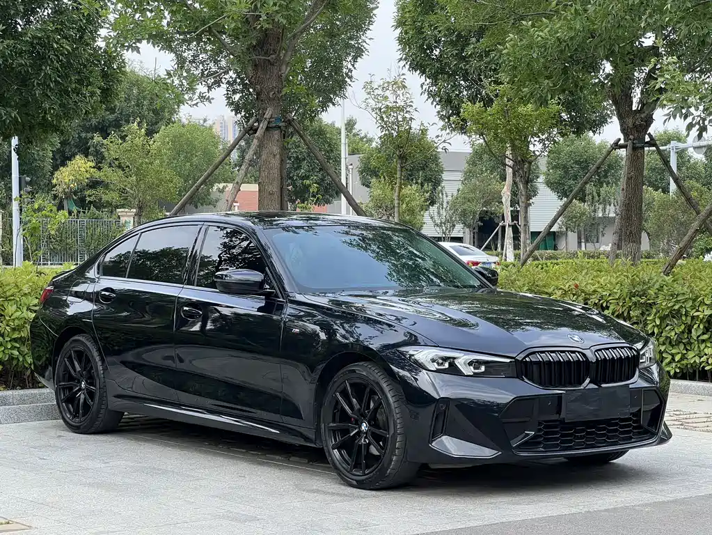BMW 3 Series 2023