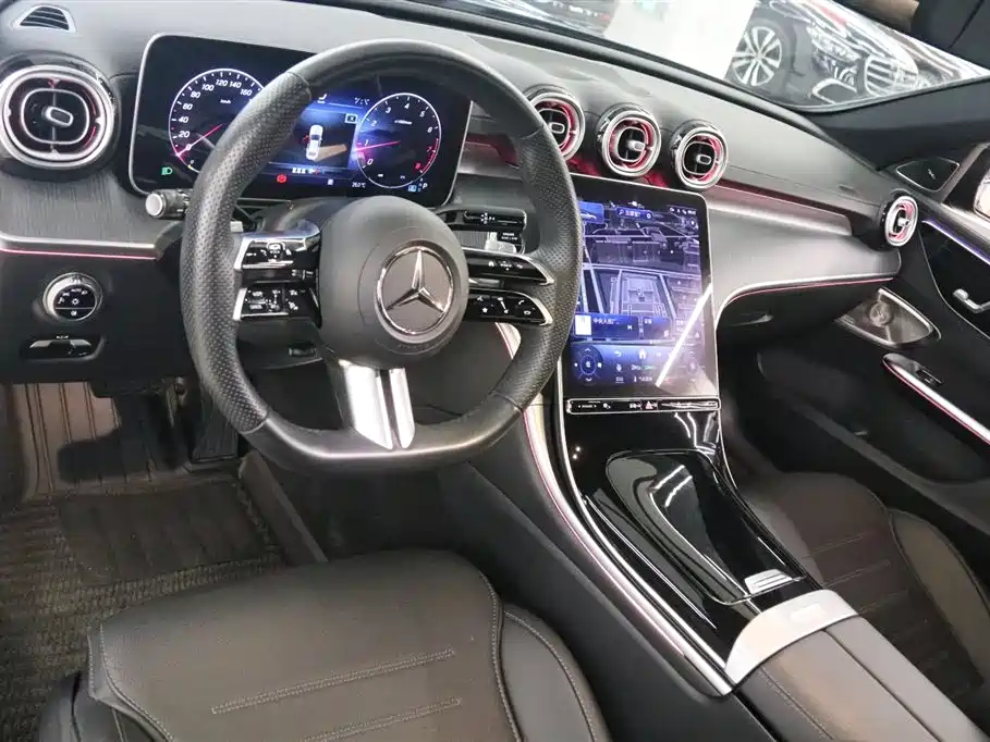 Mercedes-Benz C-Class 2023 — фото 10