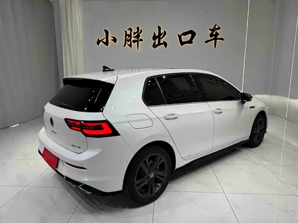 Volkswagen Golf 2022