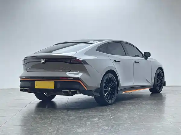 Changan UNI-V 2024