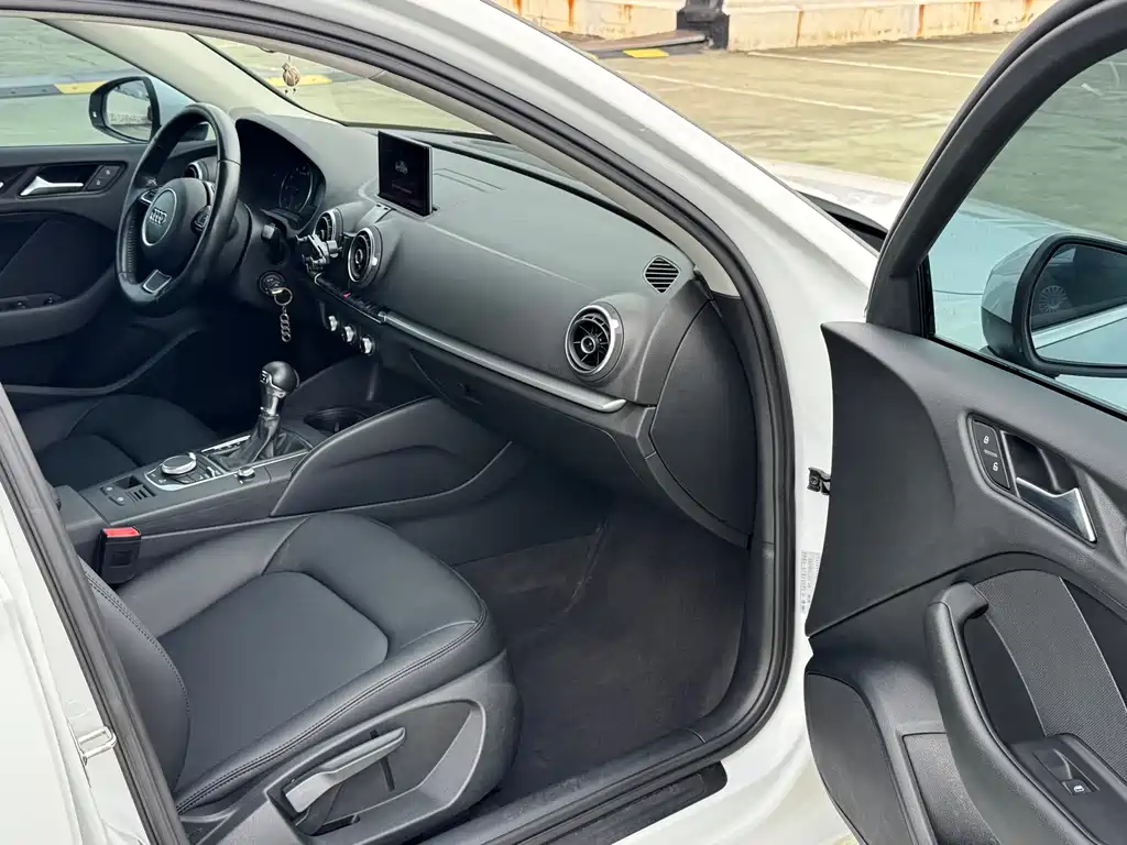 Audi A3 2017 — фото 17