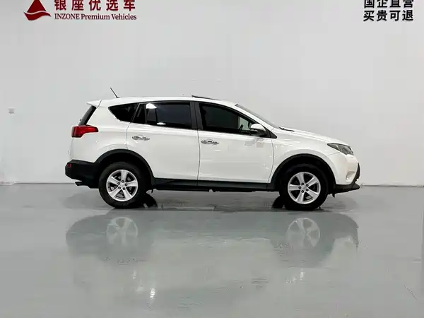 Toyota RAV4 2013