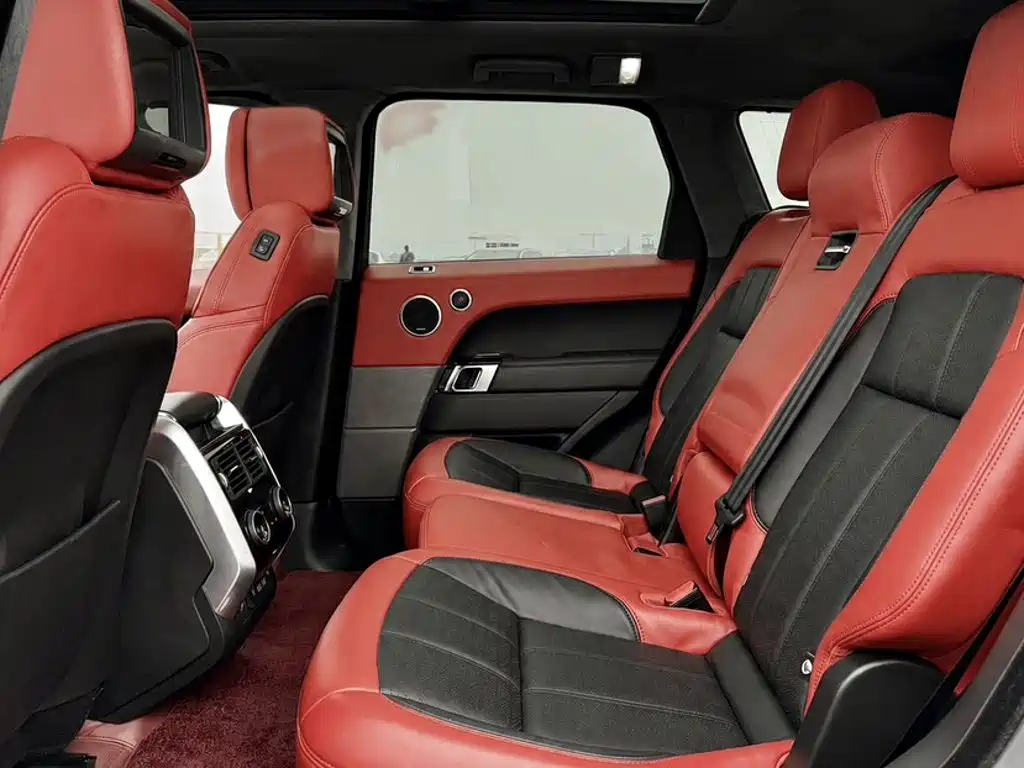 Land Rover Range Rover Sport 2019 — фото 18
