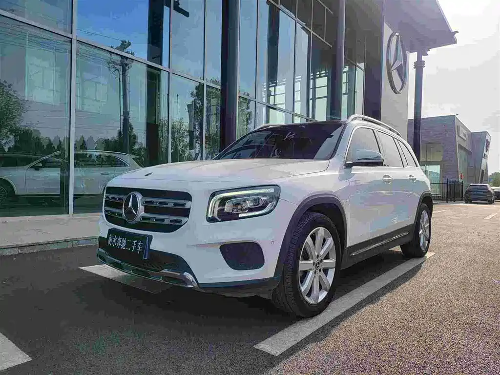 Mercedes-Benz GLB 2020 — фото 1