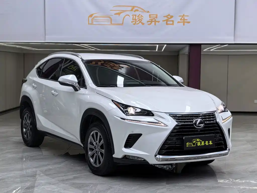 Lexus NX 2019