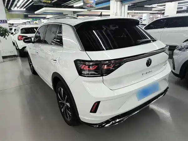 Volkswagen T-Roc 2023