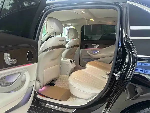 Mercedes-Benz E-Class 2018