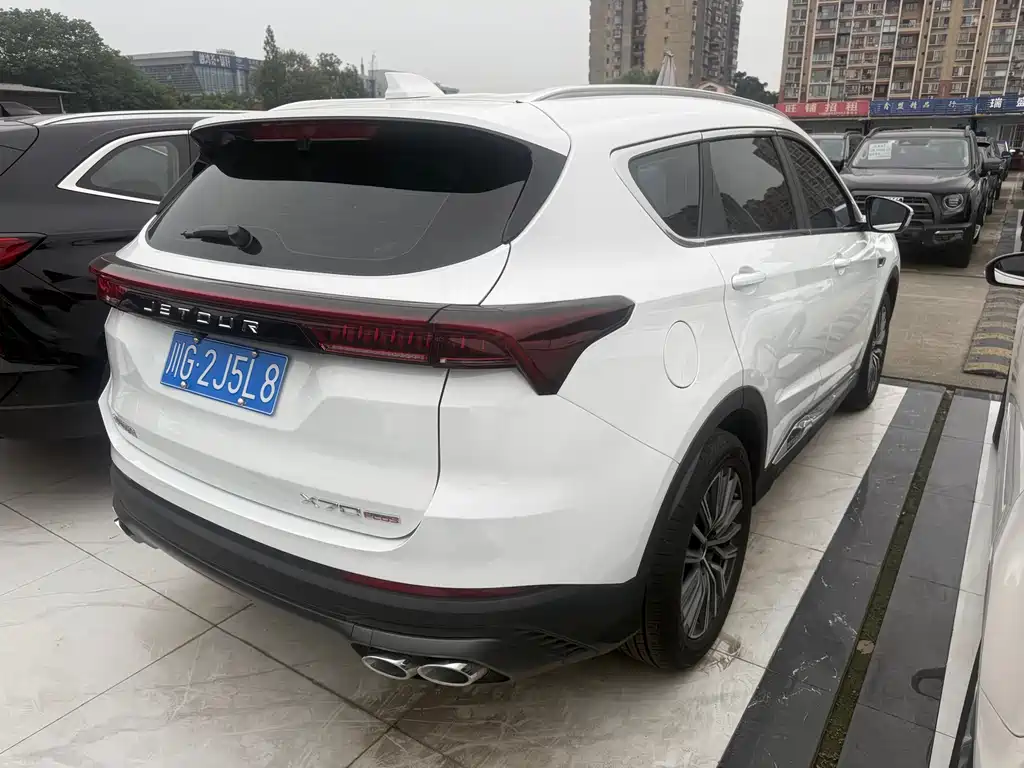 Jetour X70 PLUS 2025 — фото 17