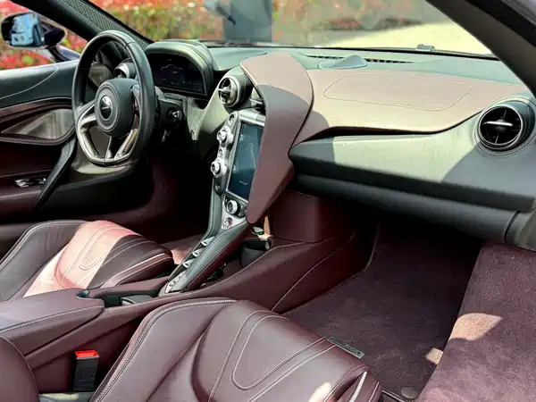 McLaren 720S 2018