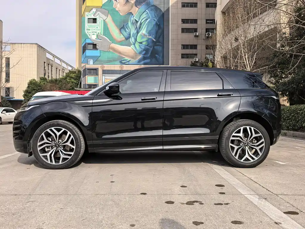 Land Rover Evoque 2024 — фото 21