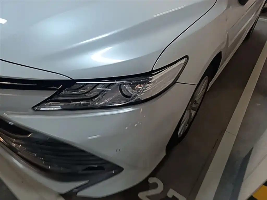 Toyota Camry 2021 — фото 3