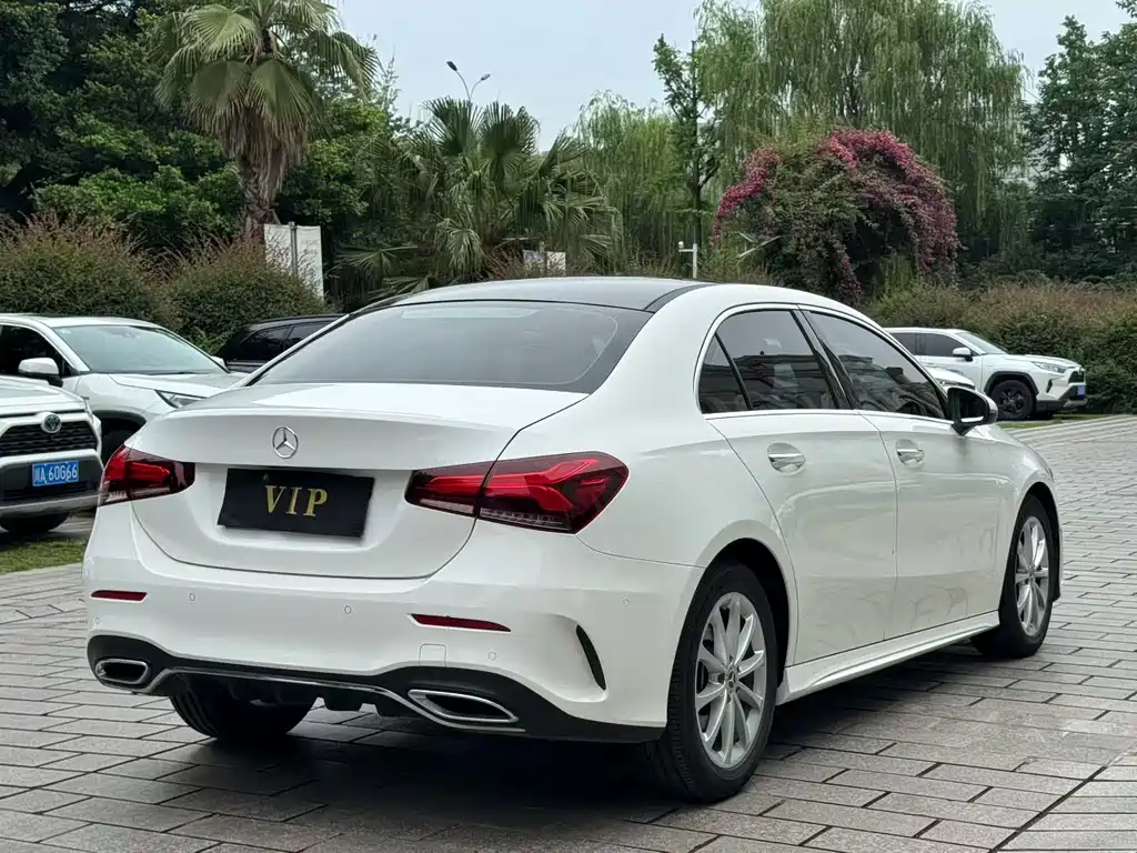 Mercedes-Benz A-Class 2020 — фото 8