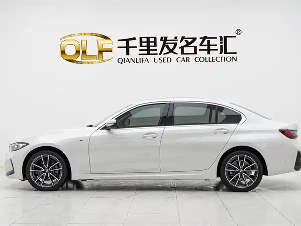 BMW 3 Series 2025
