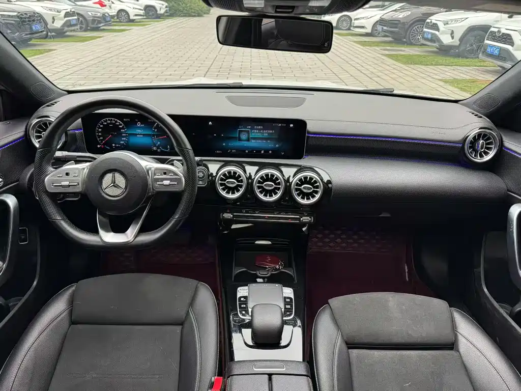 Mercedes-Benz A-Class 2020 — фото 5