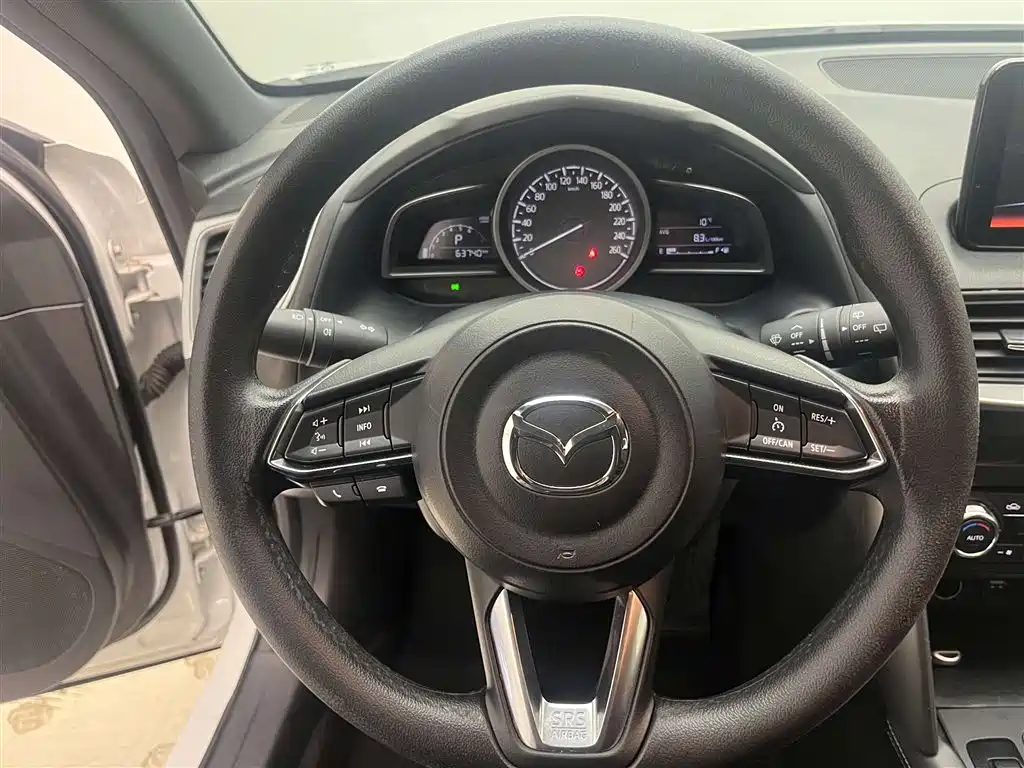 Mazda CX-4 2019 — фото 12